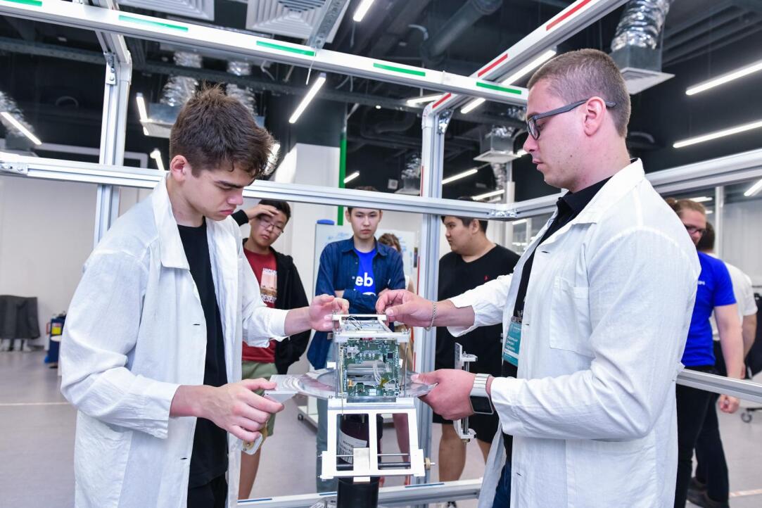 Спутник CubeSX-Sirius-HSE